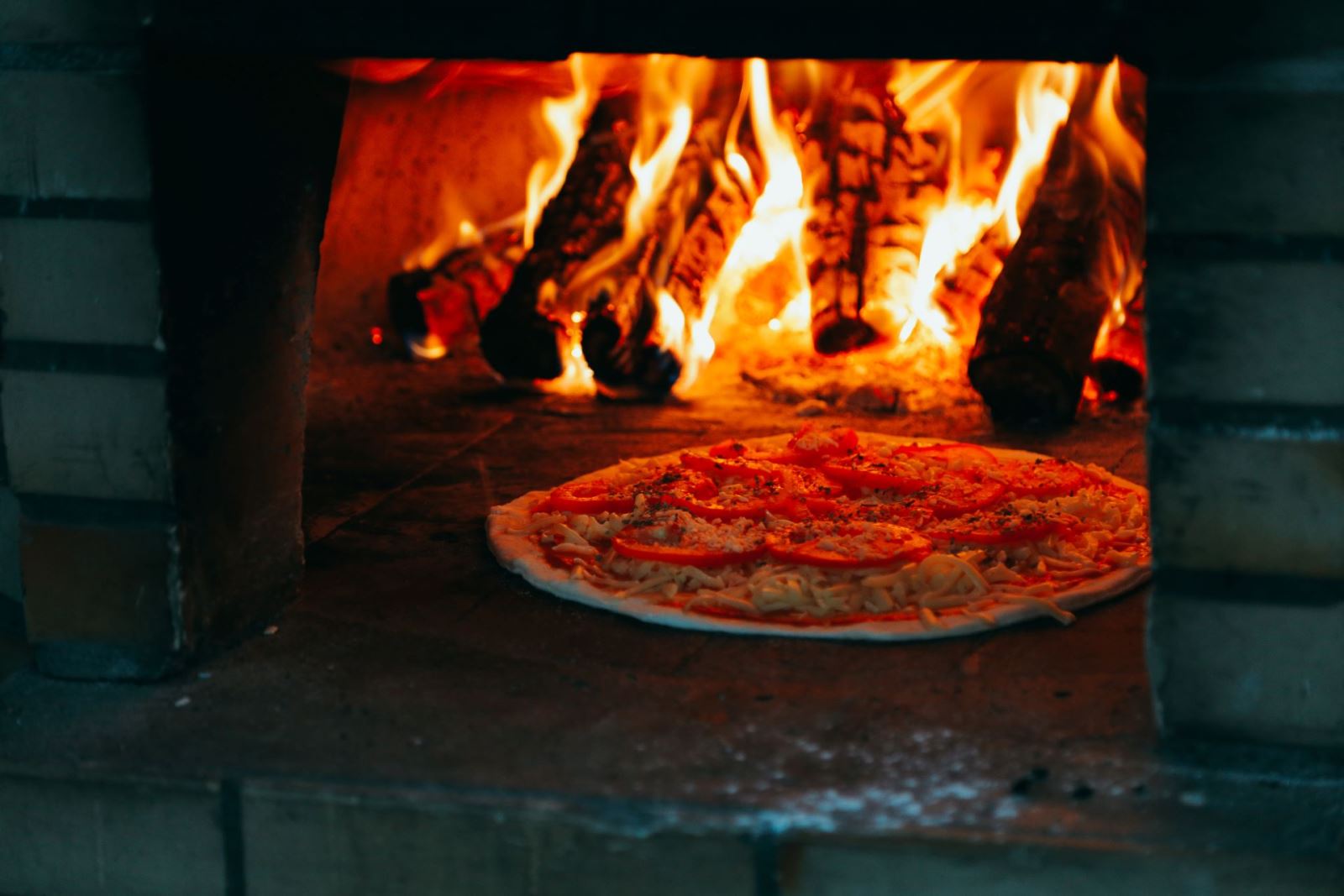 Pizza oven