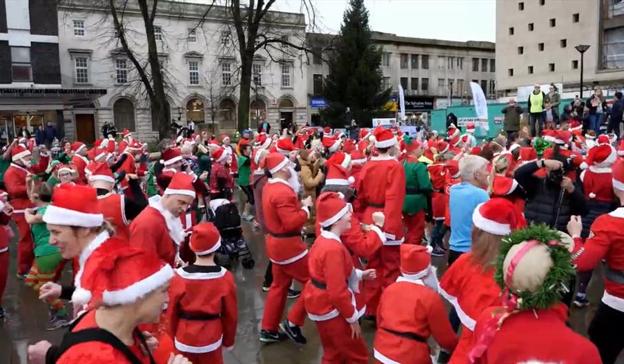 Glos Santa Fun Run